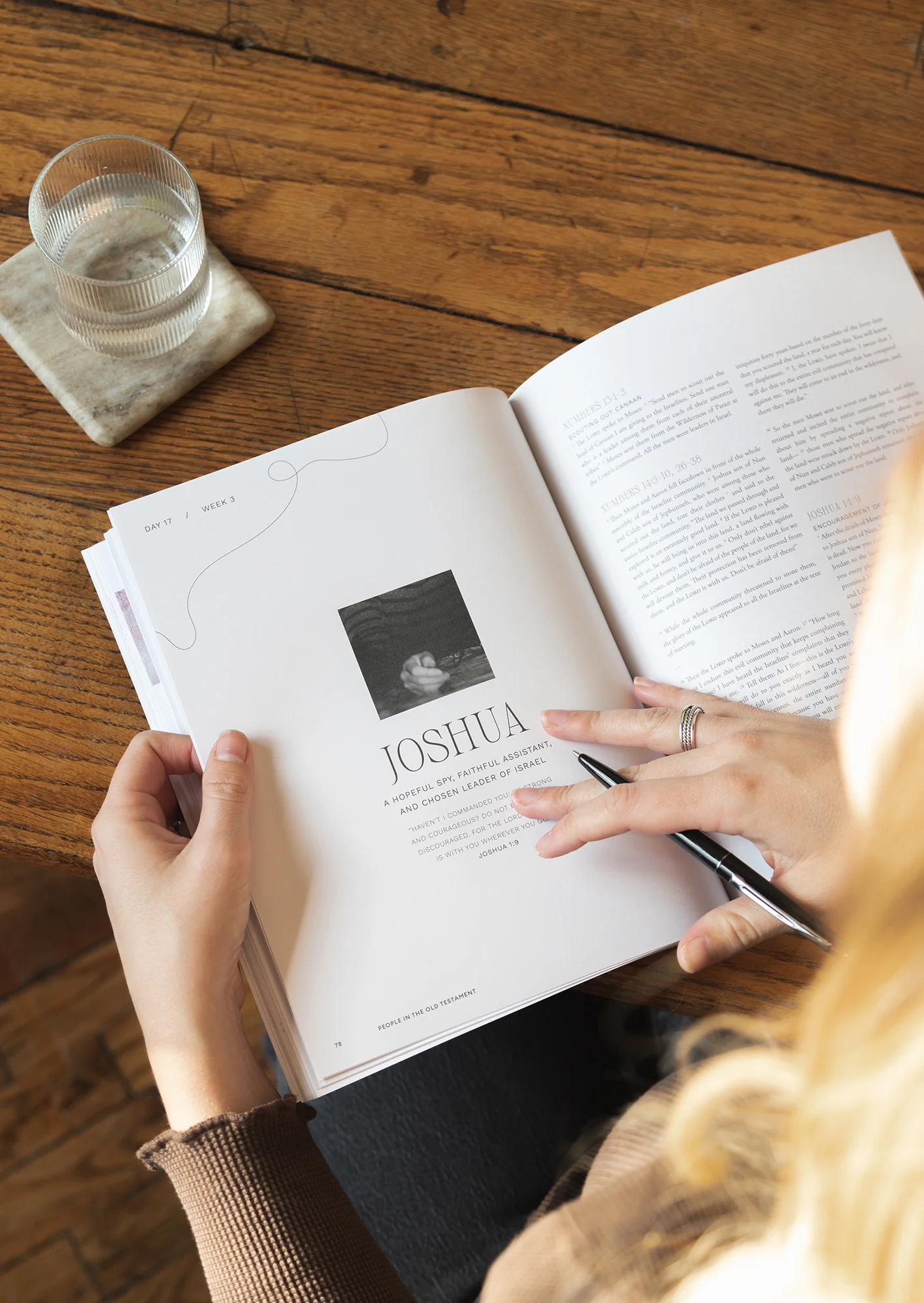 People in the Old Testament Women's and Men's Reading Guide Bundle - Image 3
